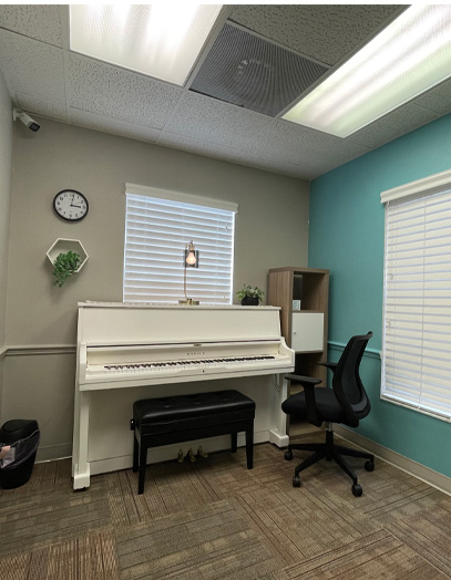 Room 6 at tampa carrollwood music school location piano lessons piano instructor teacher